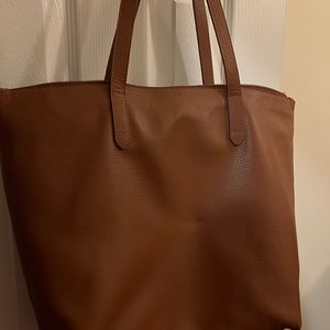 Cuyana Classic Leather Zipper Tote (Caramel) and Organization Insert (Blush)